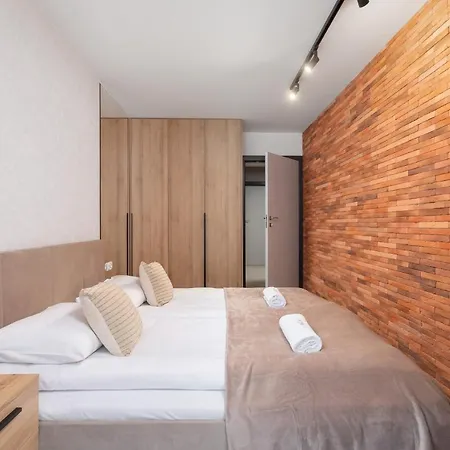 Apartment Exquisite Zablocie 19a By Renters Prestige Krakow